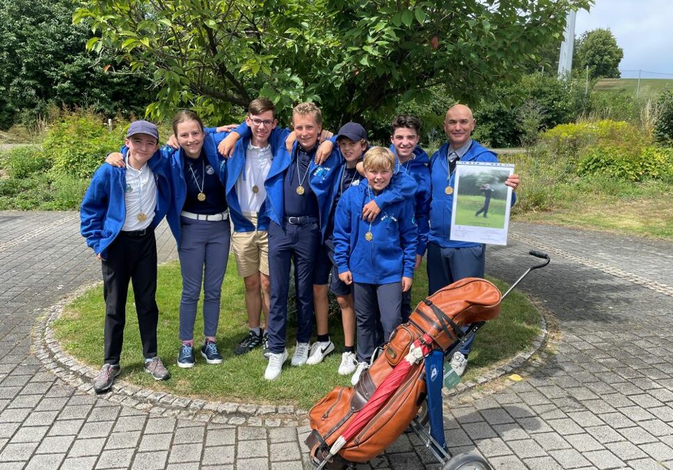 Triumph in Au: WHG-Golfteam siegt im Landesfinale Golf im Contest im Rahmen von „Jugend trainiert für Olympia“